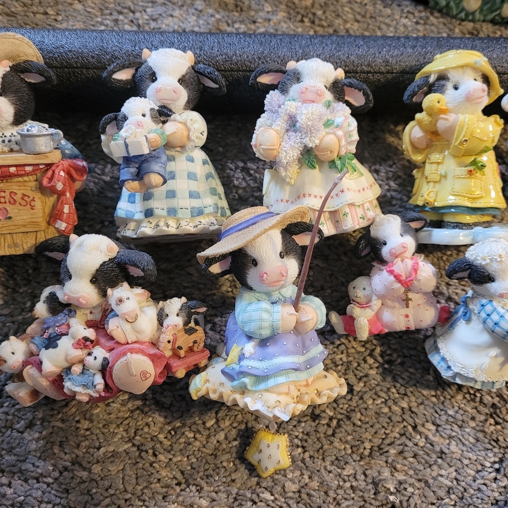 Mary Moo collectibles